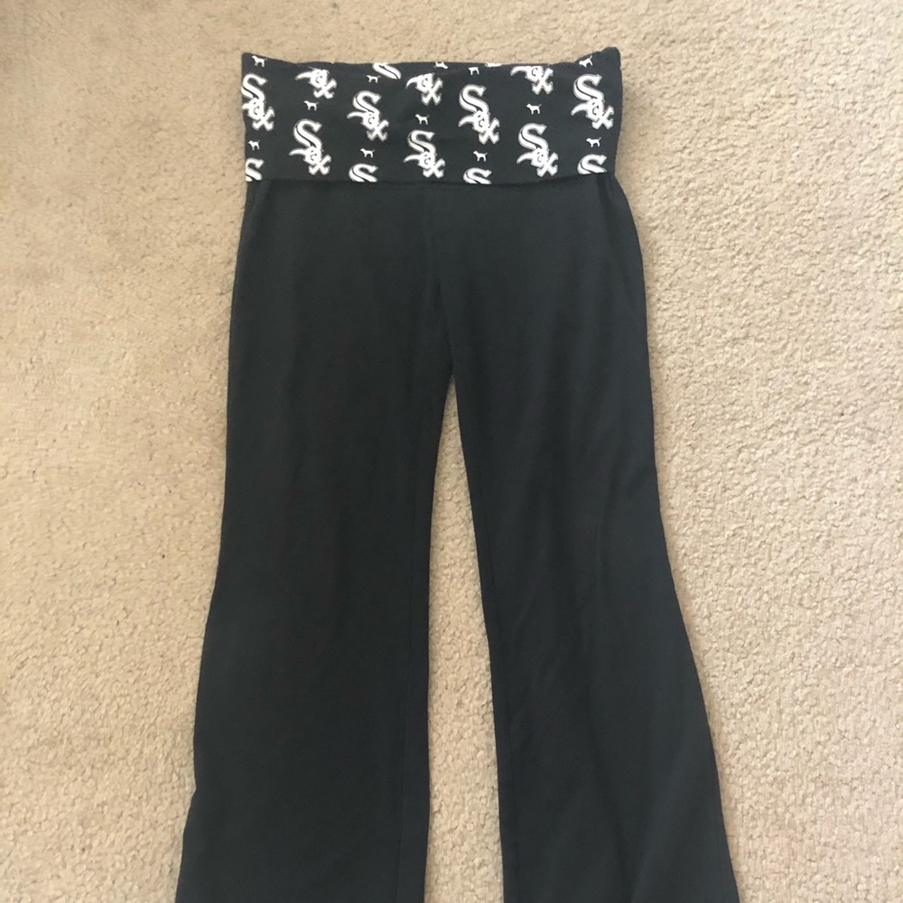 Chicago White Sox yoga pants - VS Pink